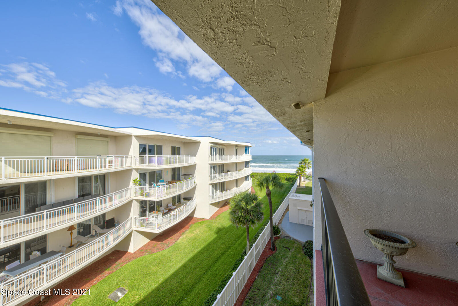 Property Photo: 505 N Miramar Avenue FL 32903