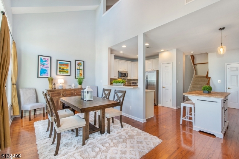 Property Photo: 3 Goffle Brook Ct NJ 07506