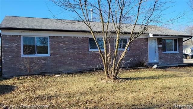 Property Photo:  15606 Kerstyn Street  MI 48180 