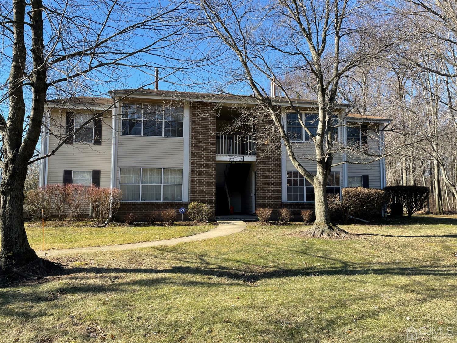 Property Photo:  45 Pennsylvania Way  NJ 08902 