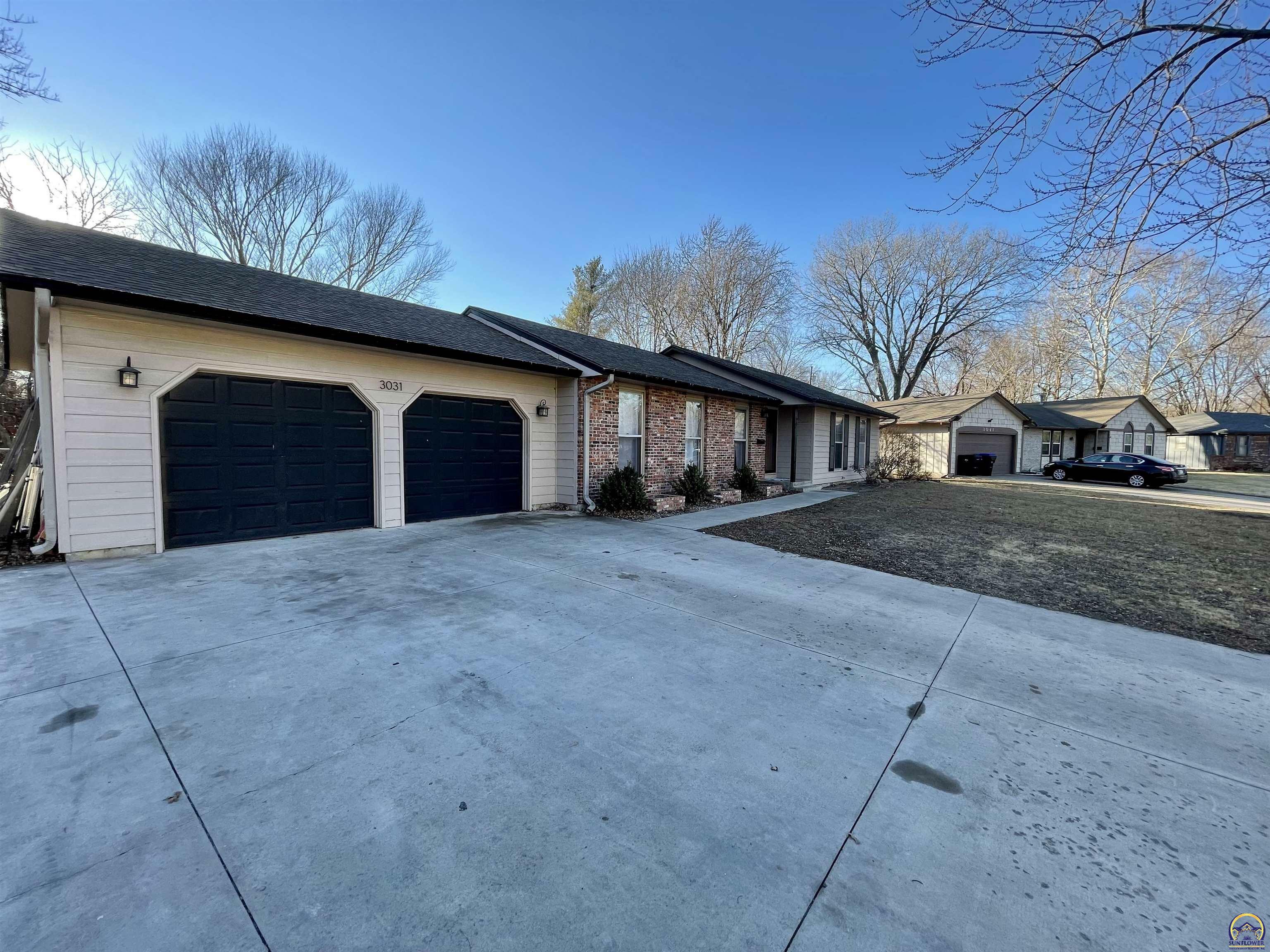 Property Photo:  3031 SW 36th St  KS 66614 