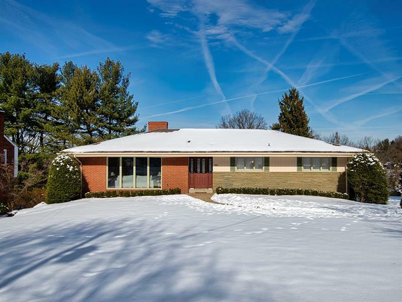 Property Photo:  160 Warwick Drive  PA 15241 