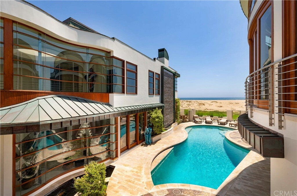 Property Photo:  1510 E Oceanfront  CA 92661 