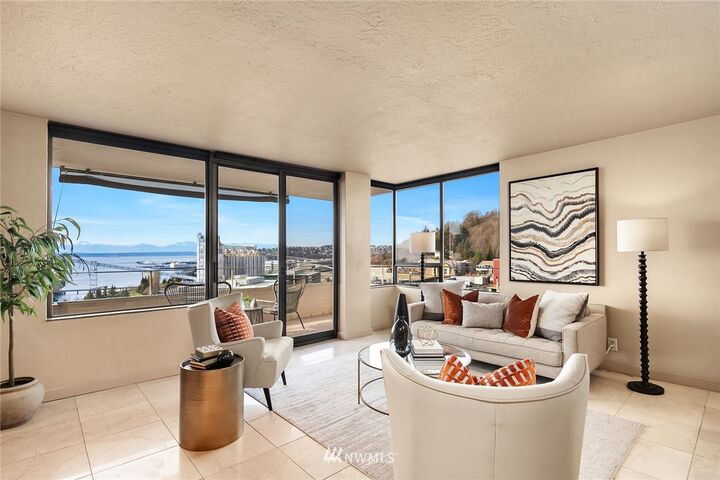 521 5th Avenue W 705  Seattle WA 98119 photo