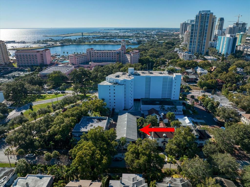 Property Photo: 326 8th Avenue NE FL 33701