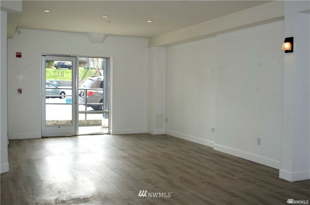 Property Photo:  1031 N State Street 102  WA 98225 