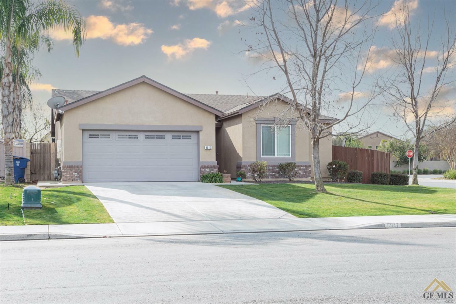 9017 Tropicana Drive  Bakersfield CA 93311 photo