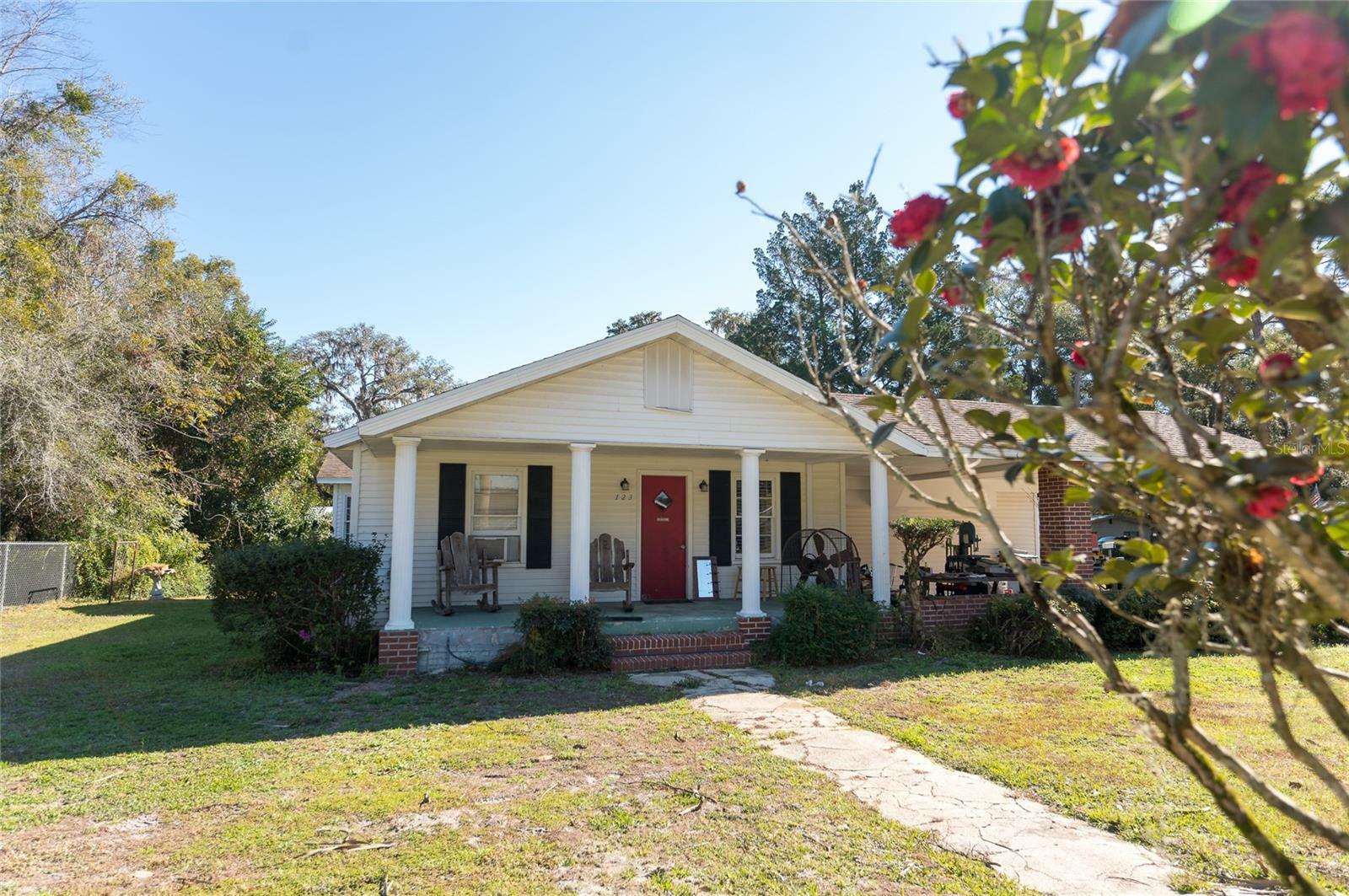 Property Photo: 123 SE 1st Street FL 32696