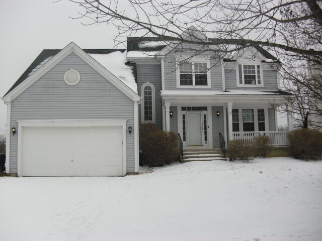 Property Photo: 740 Brighton Circle IL 60010