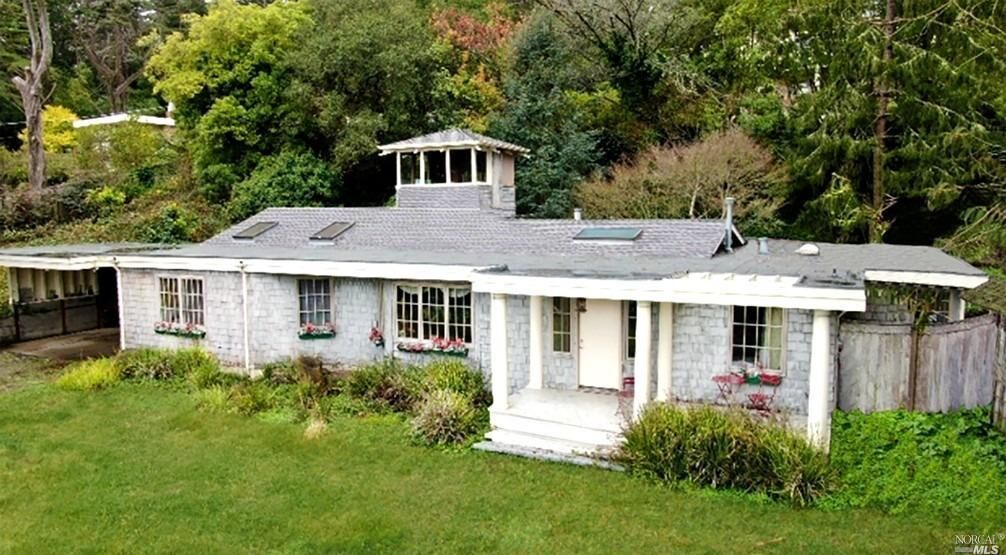 Property Photo: