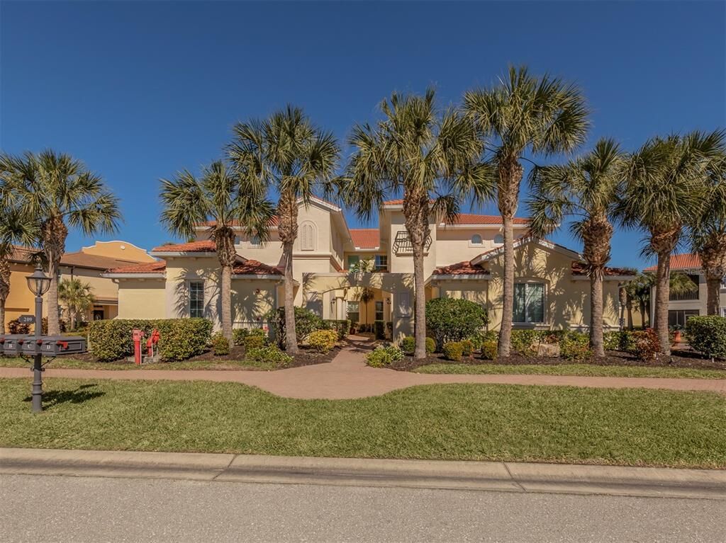 Property Photo:  209 Bella Vista Terrace 43B  FL 34275 