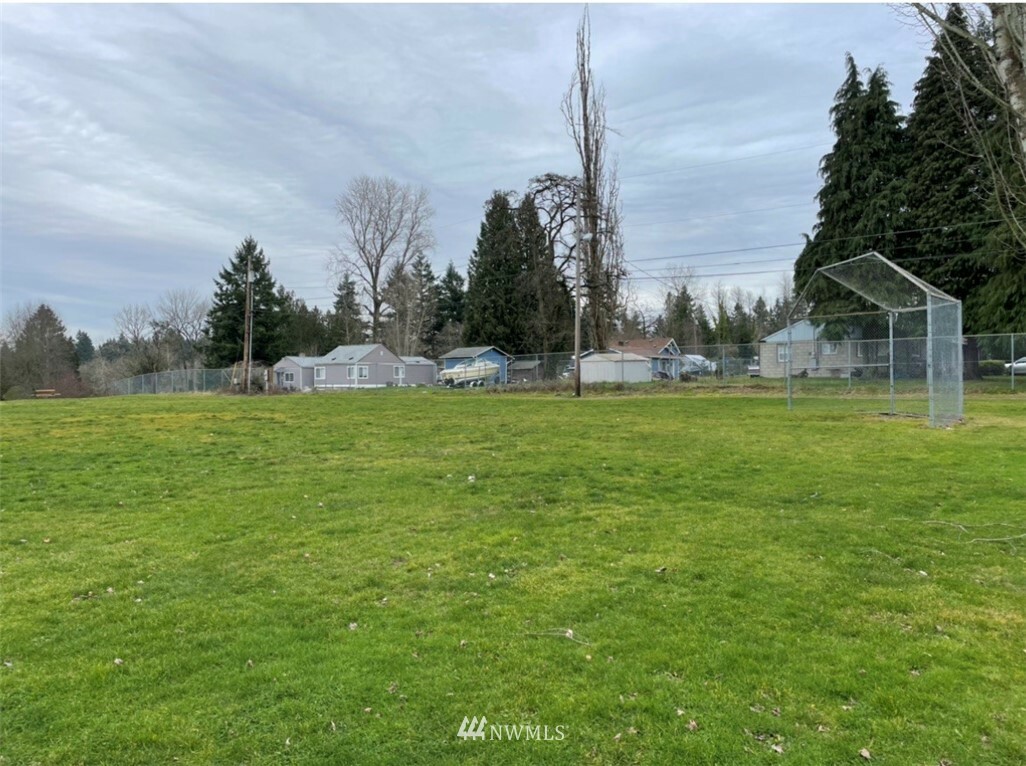 Property Photo:  3610 E Roosevelt Avenue  WA 98404 