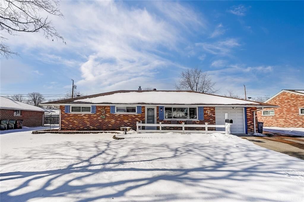 Property Photo: 4811 Babylon Street OH 45439