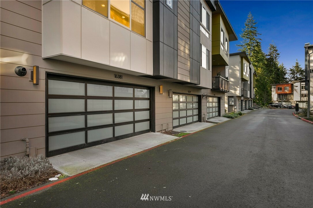 Property Photo: 16381 NE 16th Court B2 WA 98008