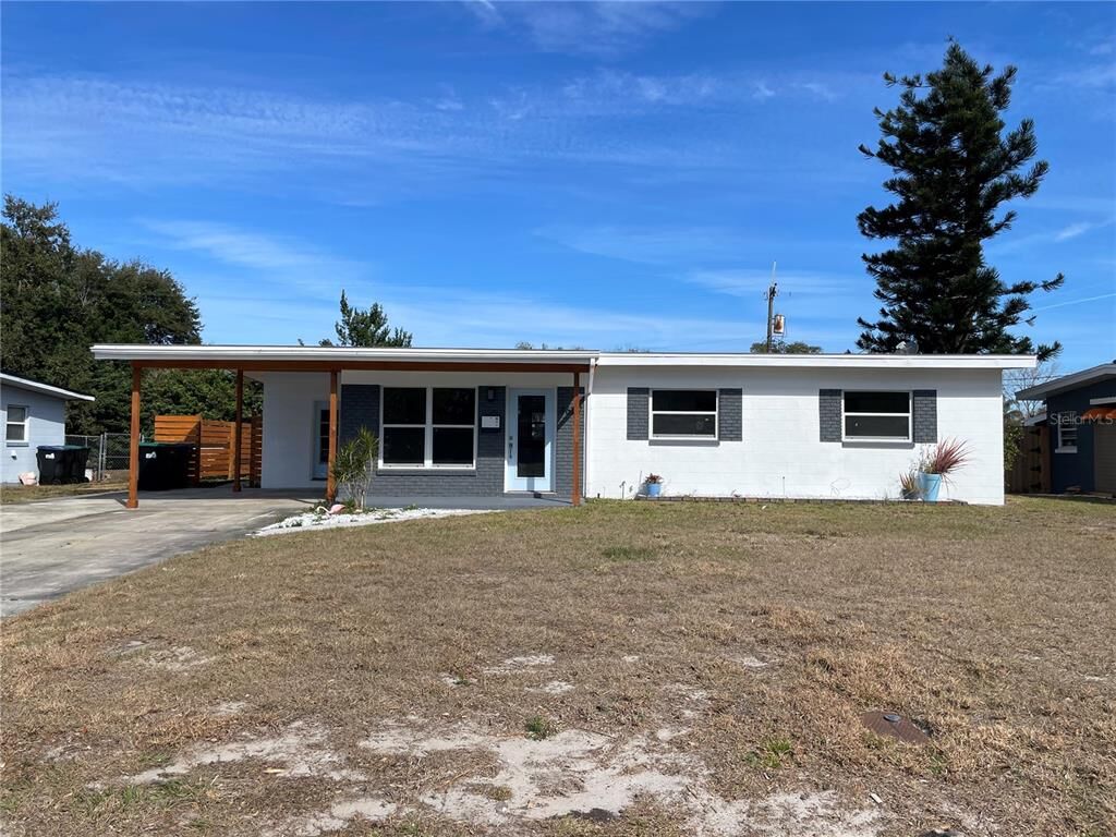 Property Photo: 3627 E Kaley Avenue FL 32812