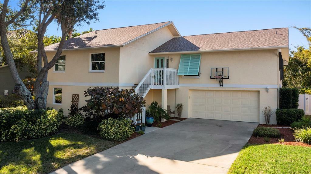 Property Photo:  832 2nd Avenue S  FL 33715 