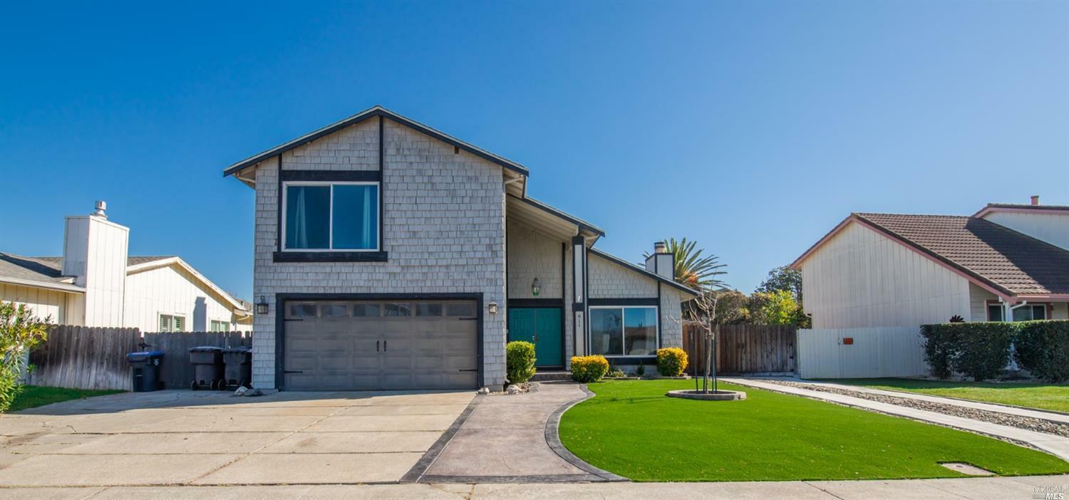 Property Photo:  811 Bluejay Drive  CA 94585 