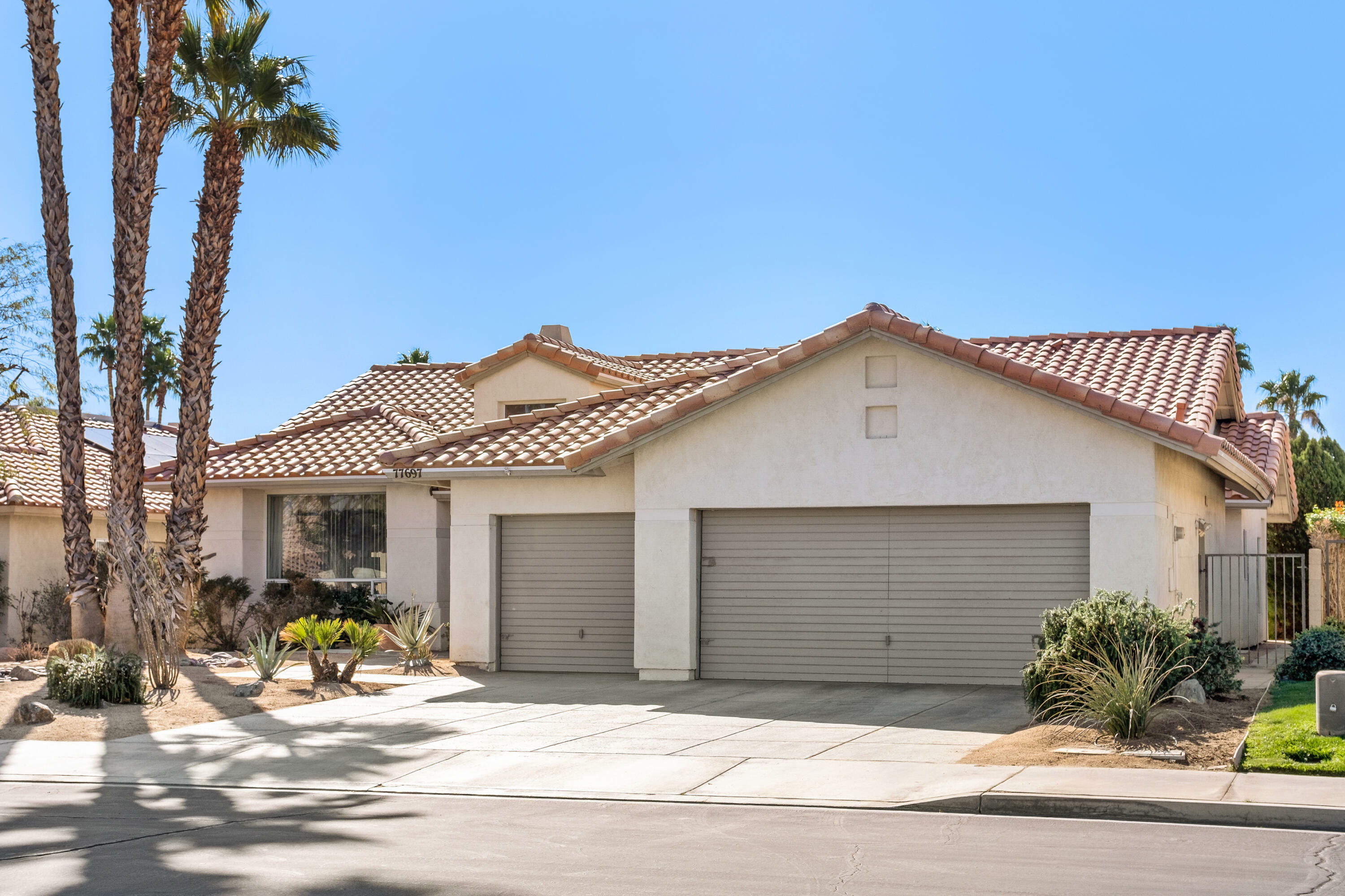 Property Photo: 77697 Barons Circle CA 92211