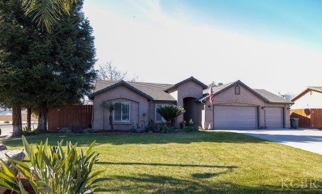 Property Photo:  2431 S Cedar  CA 93292 