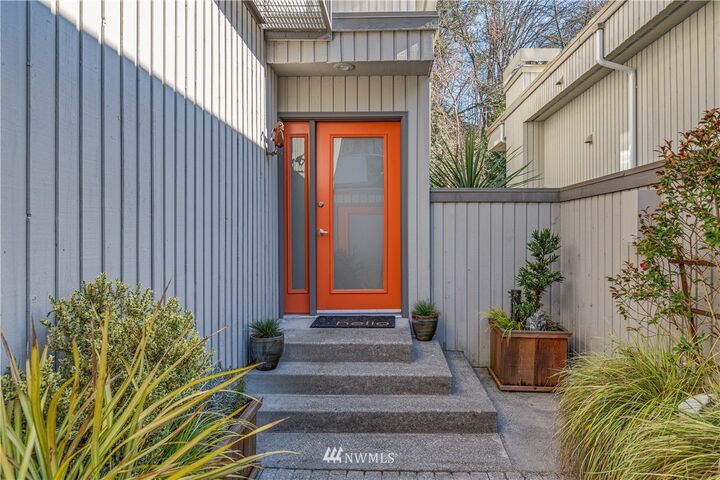 Property Photo: 308 35th Avenue WA 98122