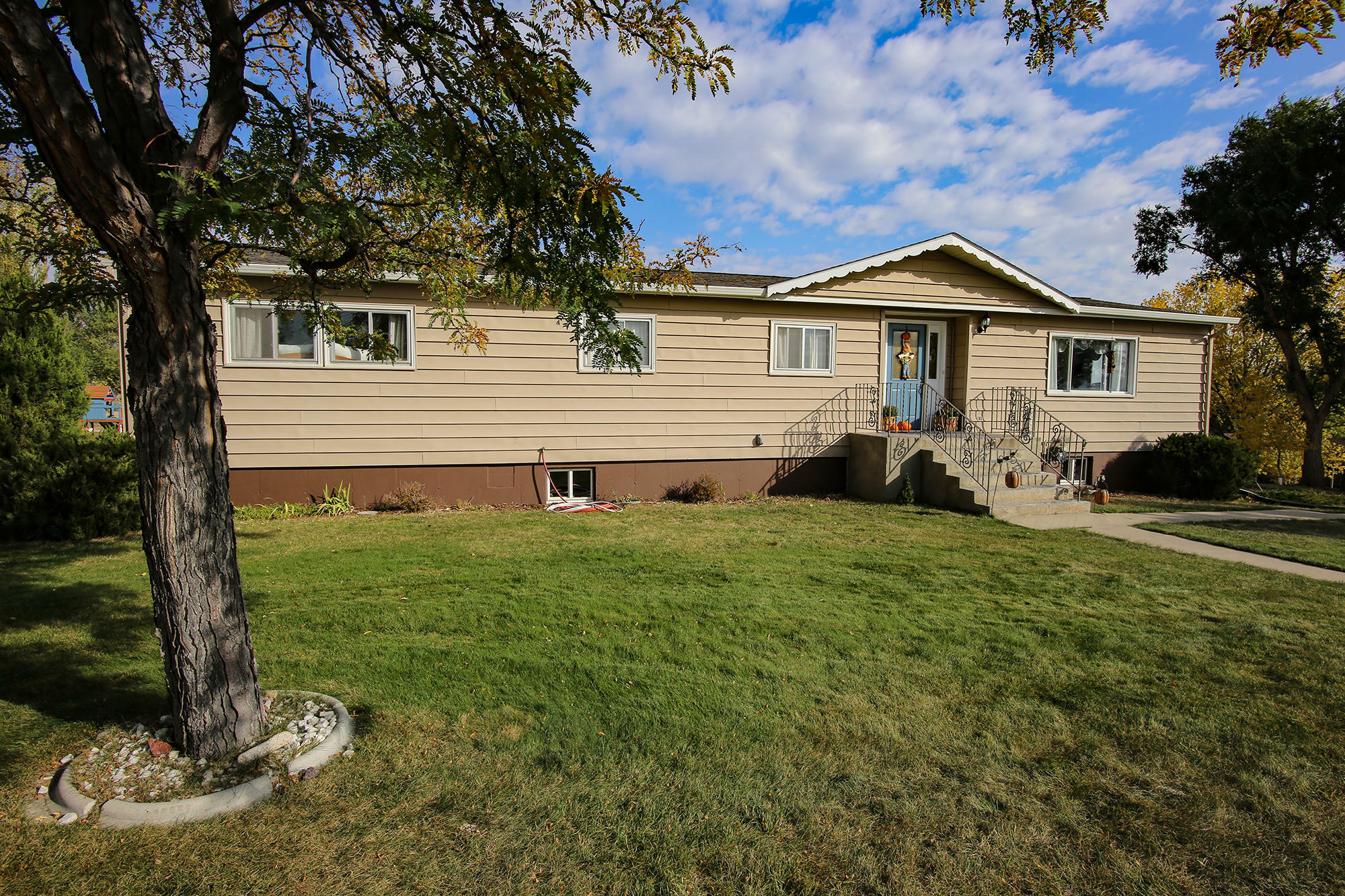 Property Photo:  2088 Big Horn Avenue  WY 82801 