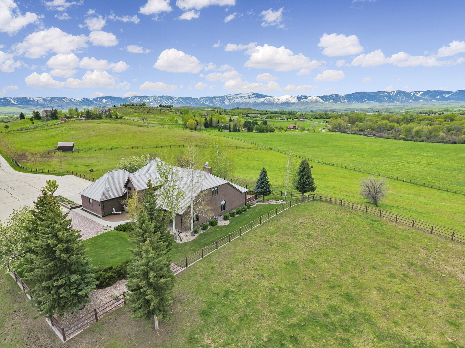 Property Photo: 4 McCormick Road WY 82801