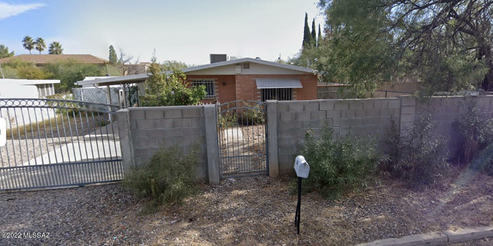 Property Photo:  944 N Catalina Ave Avenue  AZ 85711 