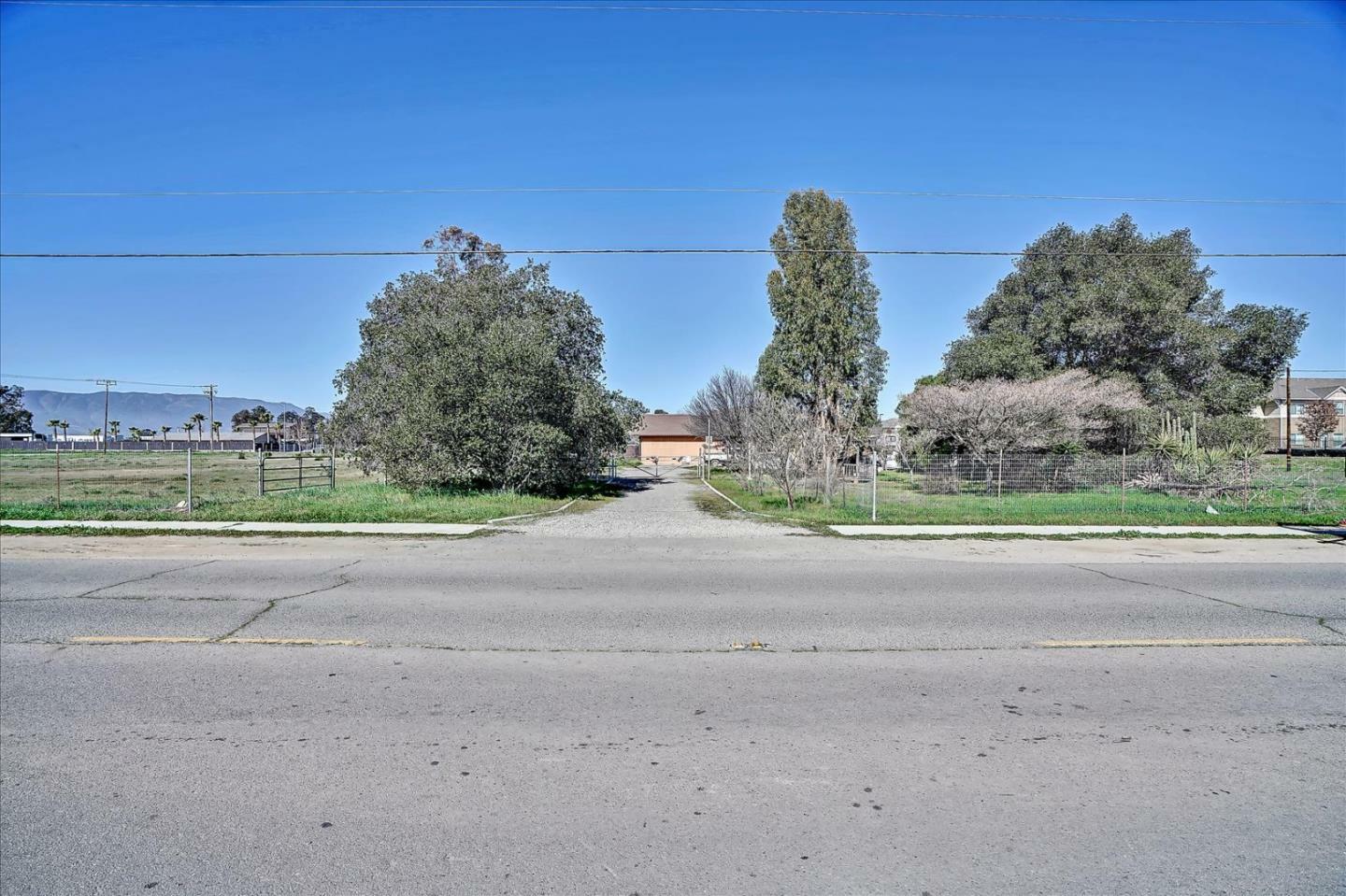 Property Photo:  1294 Oak Avenue  CA 93927 