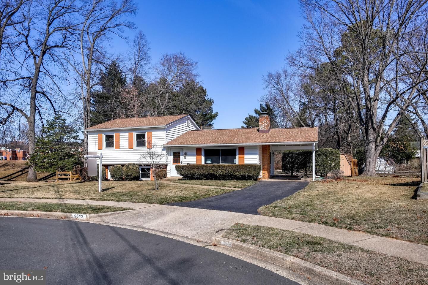 Property Photo:  9542 Barkwood Court  VA 22032 