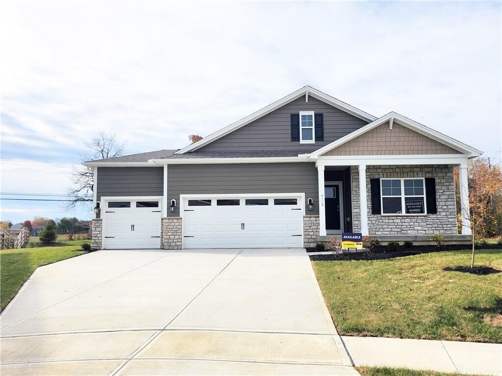 Property Photo: 4119 Silver Oak Way OH 45424