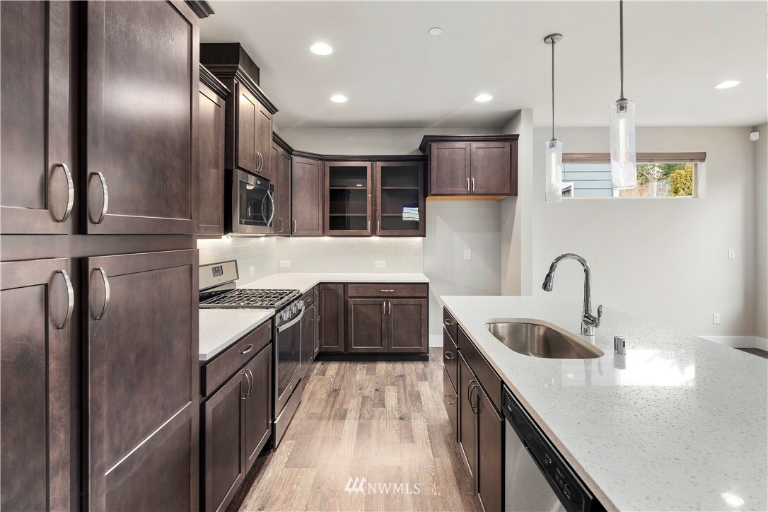 Property Photo: 14821 16th Avenue W WA 98087