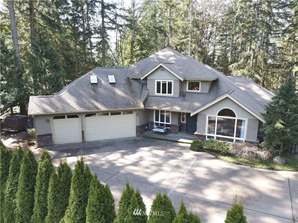 Property Photo:  16329  154th Avenue NE  WA 98072 