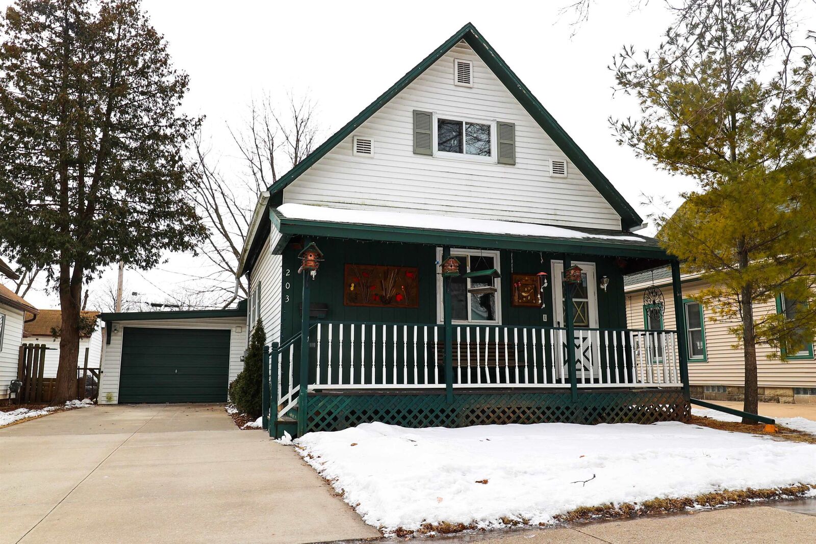 Property Photo:  203 W 6th Street  WI 54130 