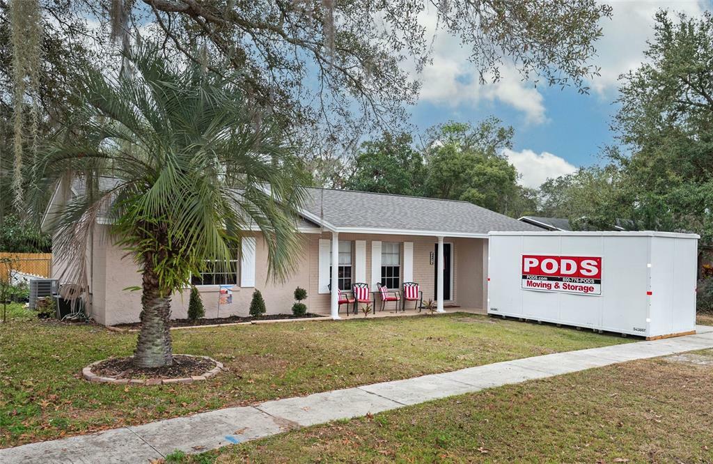 Property Photo:  999 Wolf Trail  FL 32707 