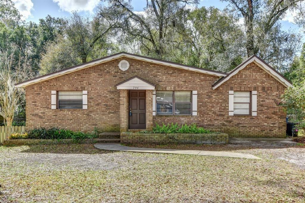 Property Photo:  794 Montrose Avenue  FL 32763 