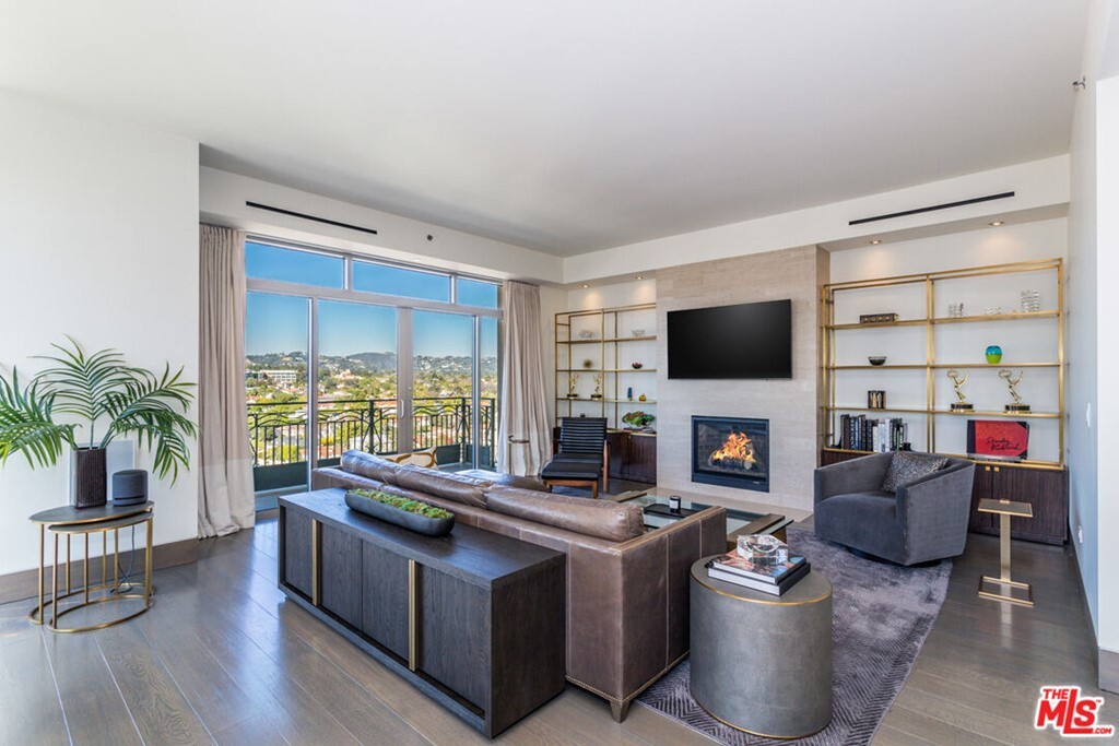 Property Photo: 10800 Wilshire Boulevard 1001 CA 90024