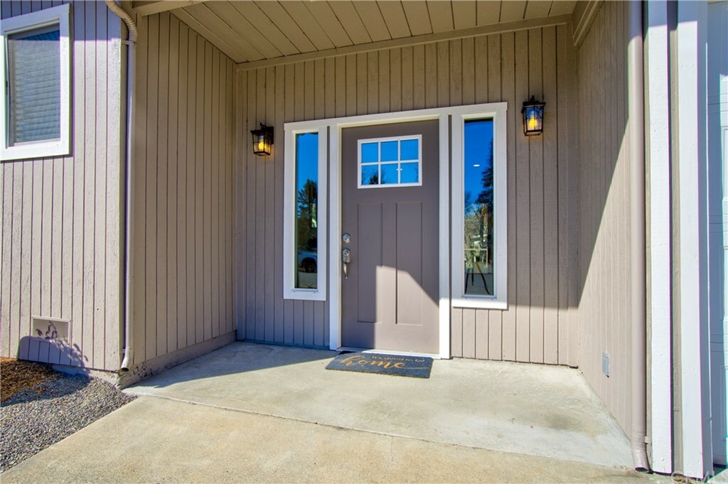 Property Photo:  12764 Island Circle  CA 95423 