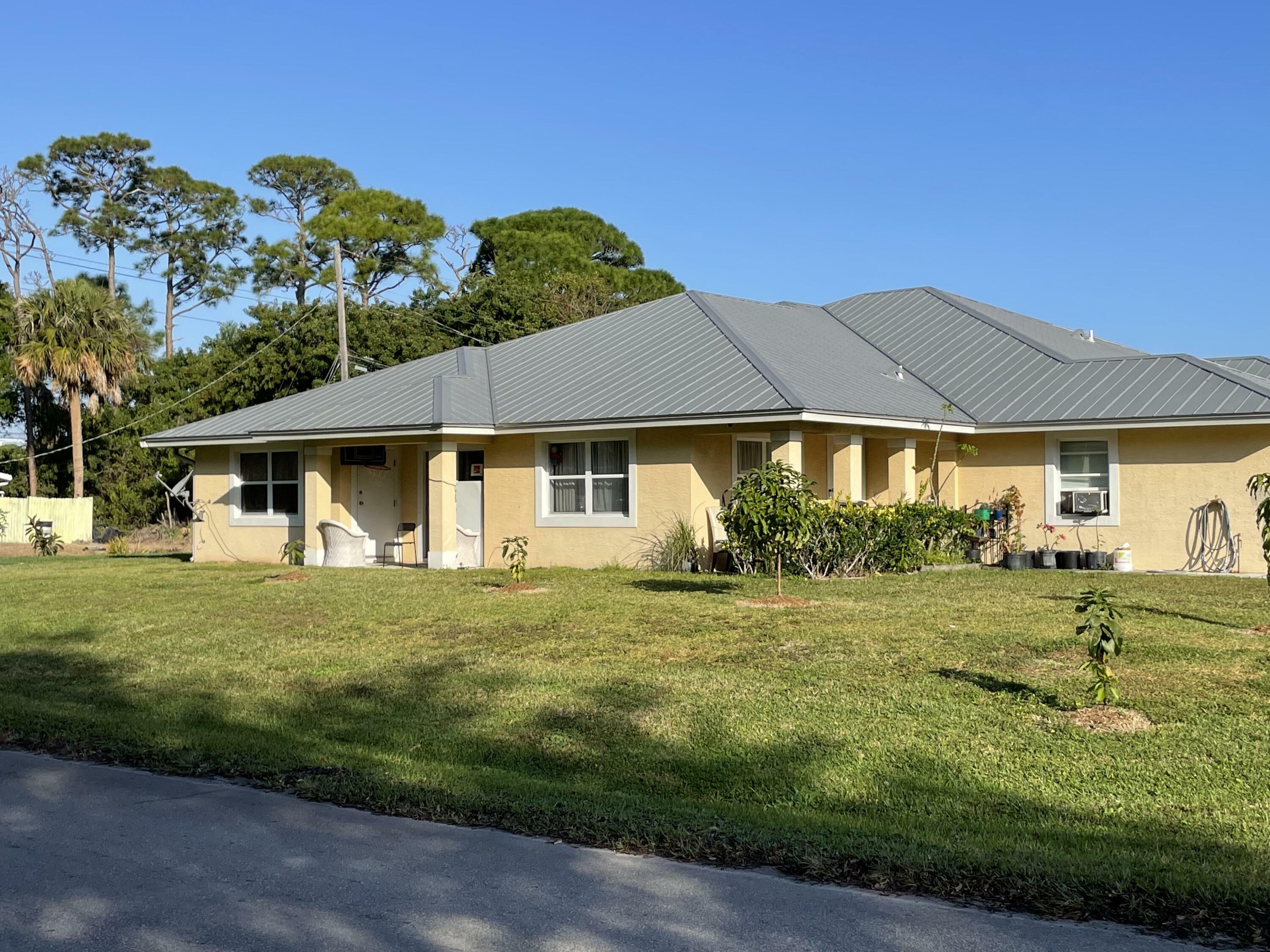 Property Photo:  3243 W Lake Drive  FL 34982 