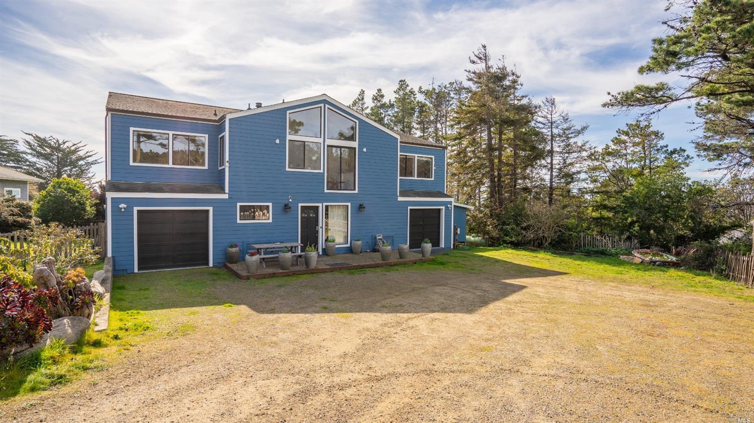 Property Photo: 46801 Iversen Drive CA 95445