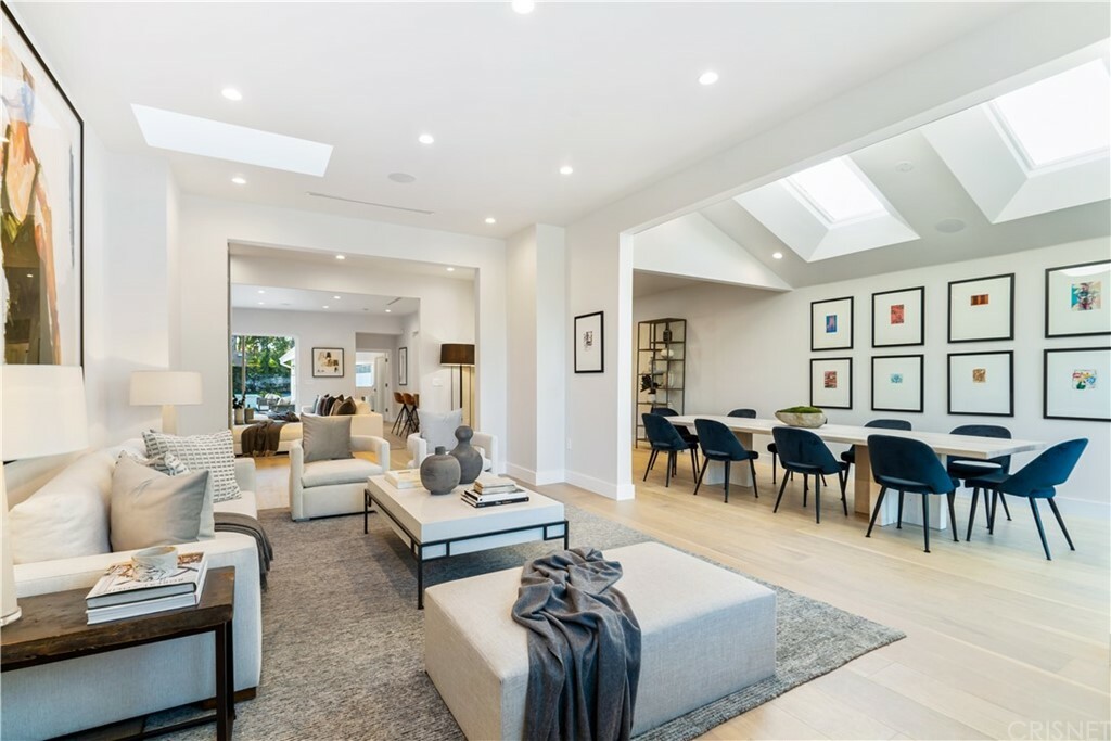 Property Photo: 22626 Califa Street CA 91367