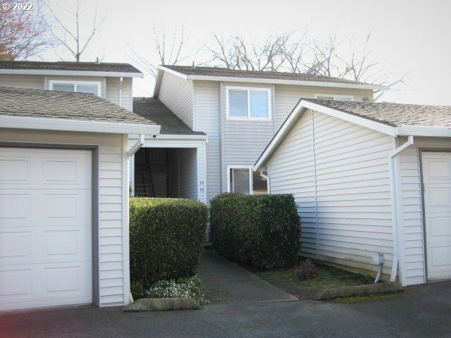 Property Photo:  15000 SW Farmington Rd 24  OR 97007 