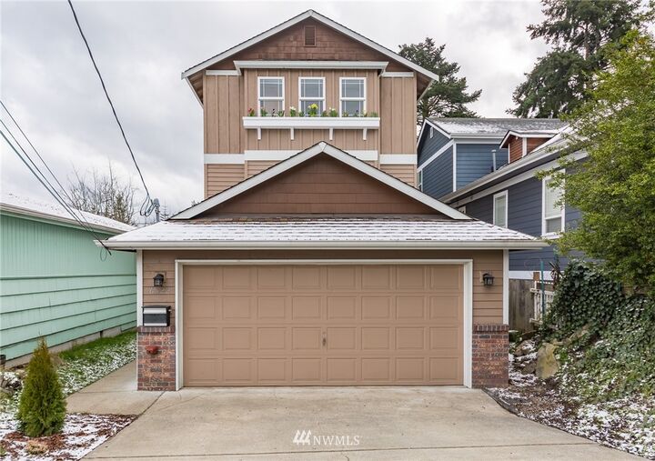 Property Photo:  6322 Latona Avenue NE  WA 98115 