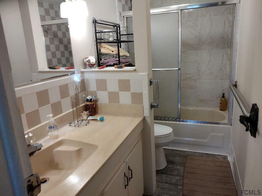 Property Photo: 2829 Palmetto St FL 32110