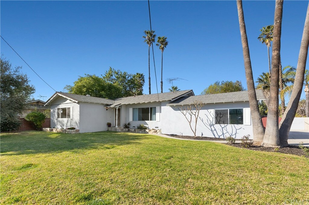 Property Photo:  2435 2nd Street  CA 92860 