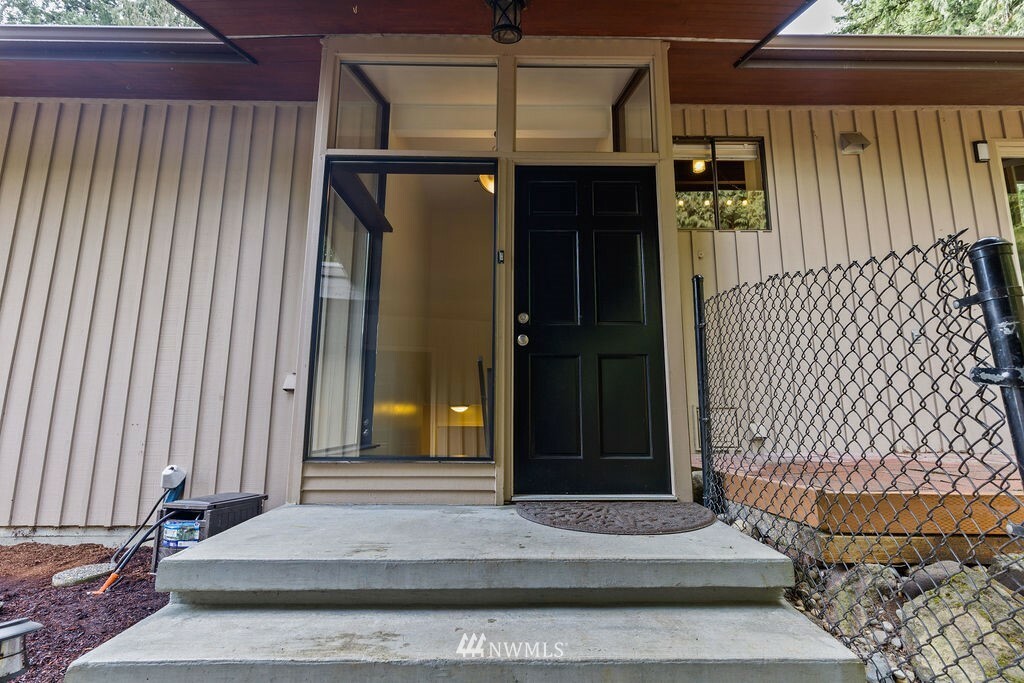 Property Photo:  18009 42nd Street Ct E  WA 98391 