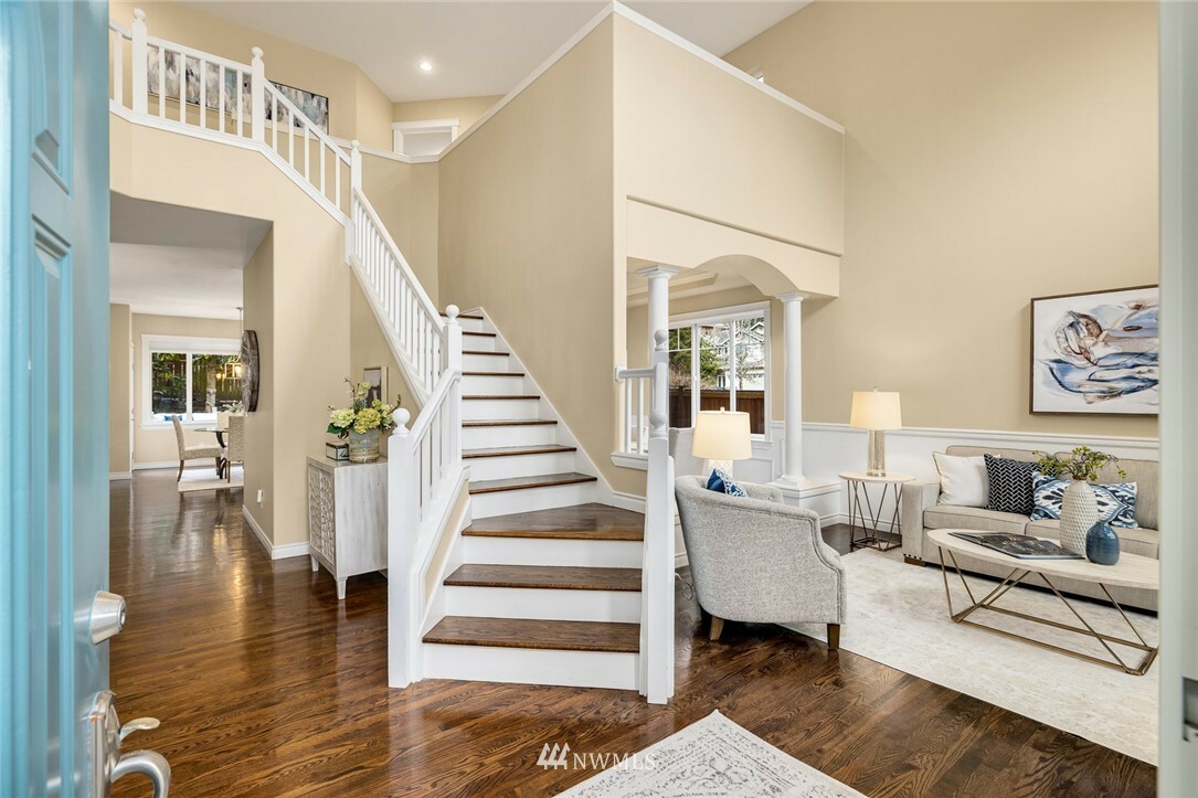 Property Photo: 9915 236th Place SW WA 98020