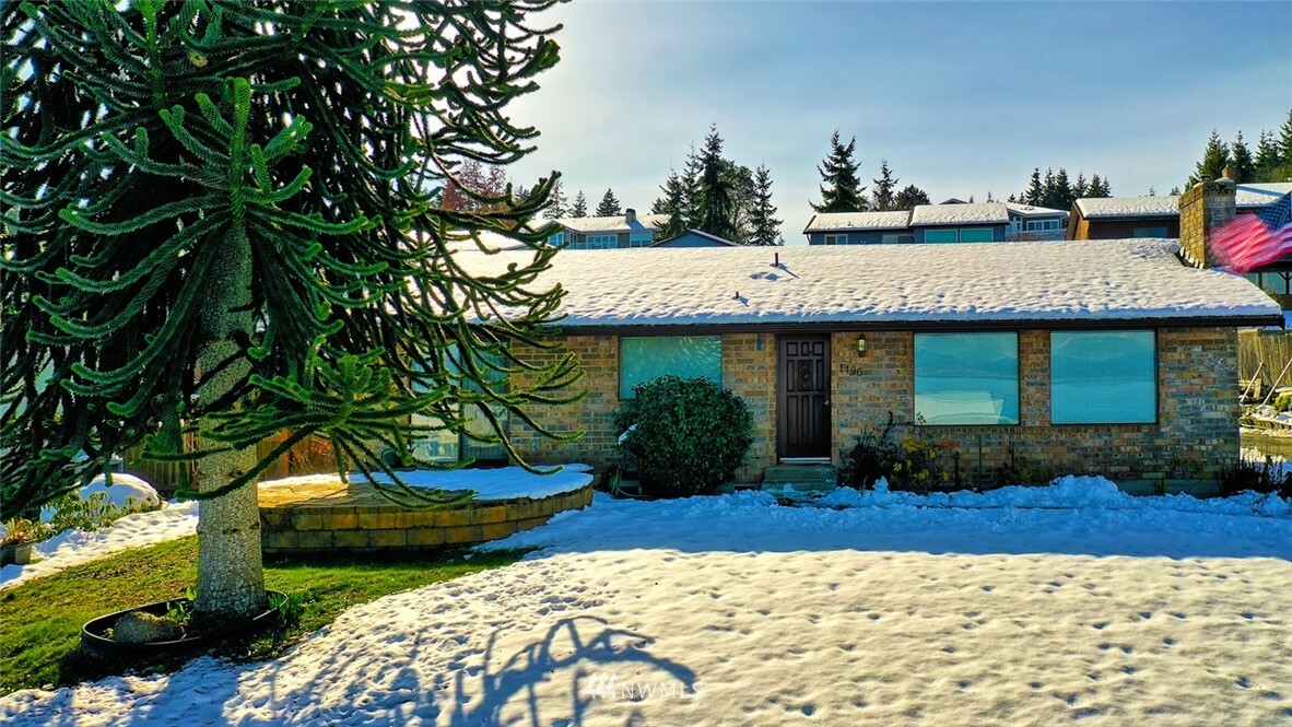 Property Photo:  1496 Thompson Drive  WA 98282 