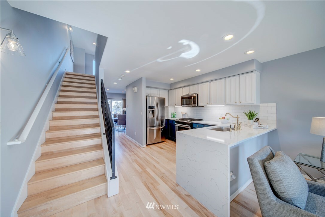 Property Photo: 1414 E Spruce St WA 98122