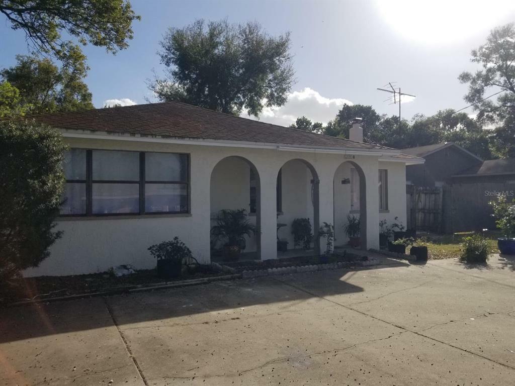 Property Photo:  6220 Massachusetts Avenue  FL 34653 