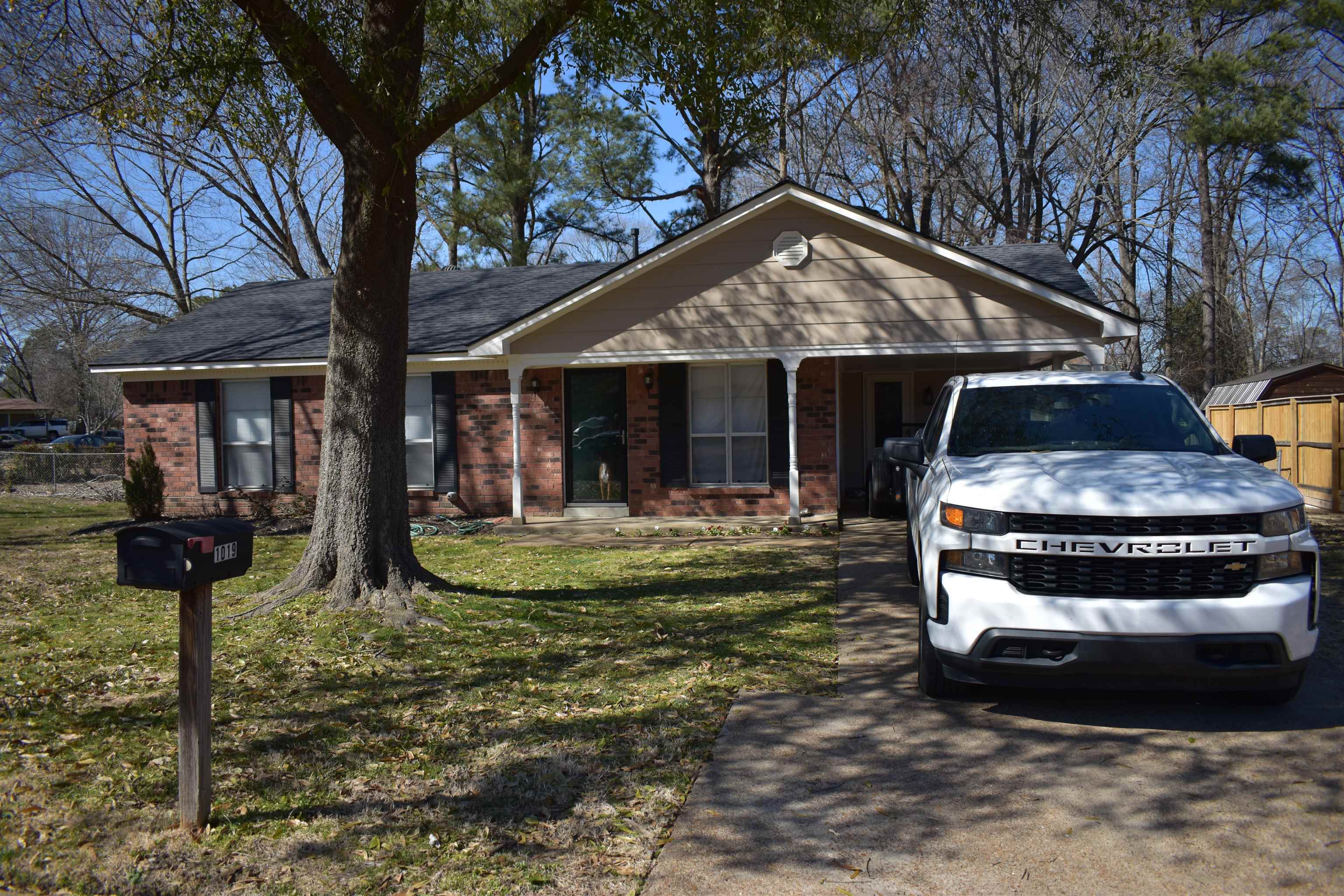 Property Photo:  1019 Greencliff Rd  TN 38017 